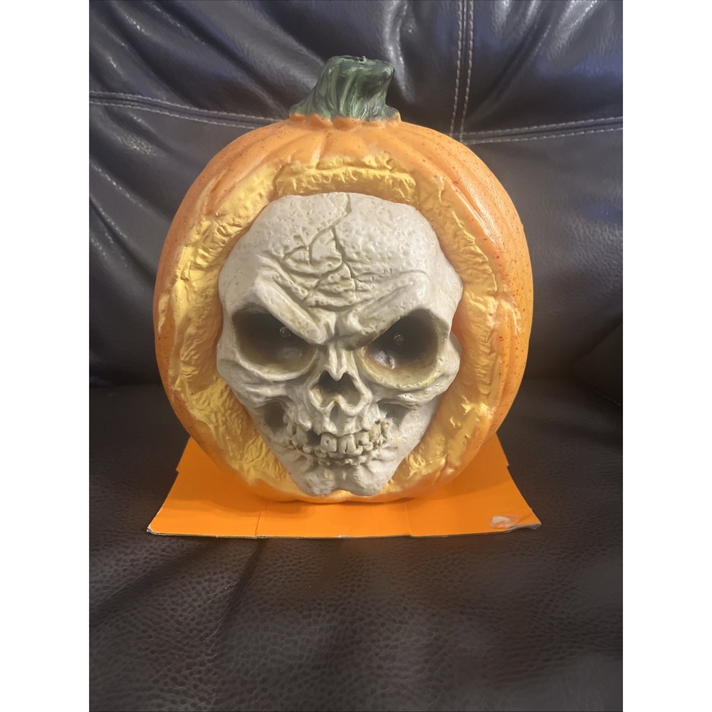 Spooky Village Scary Talking Jack O Lantern Skull Face Haunting Sounds 10" NEW